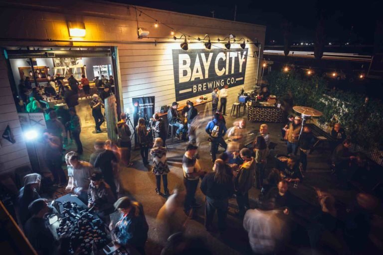 Celebrando Around Town, Latinas Night Out!